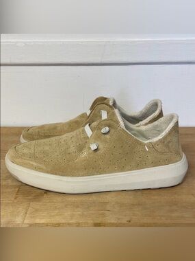 Stio Women's Colter Summer Low slip on shoes in the color Sediment size 8